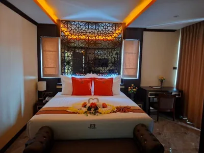 Deluxe Double Room with Balcony — BAB ALHARA HOTEL